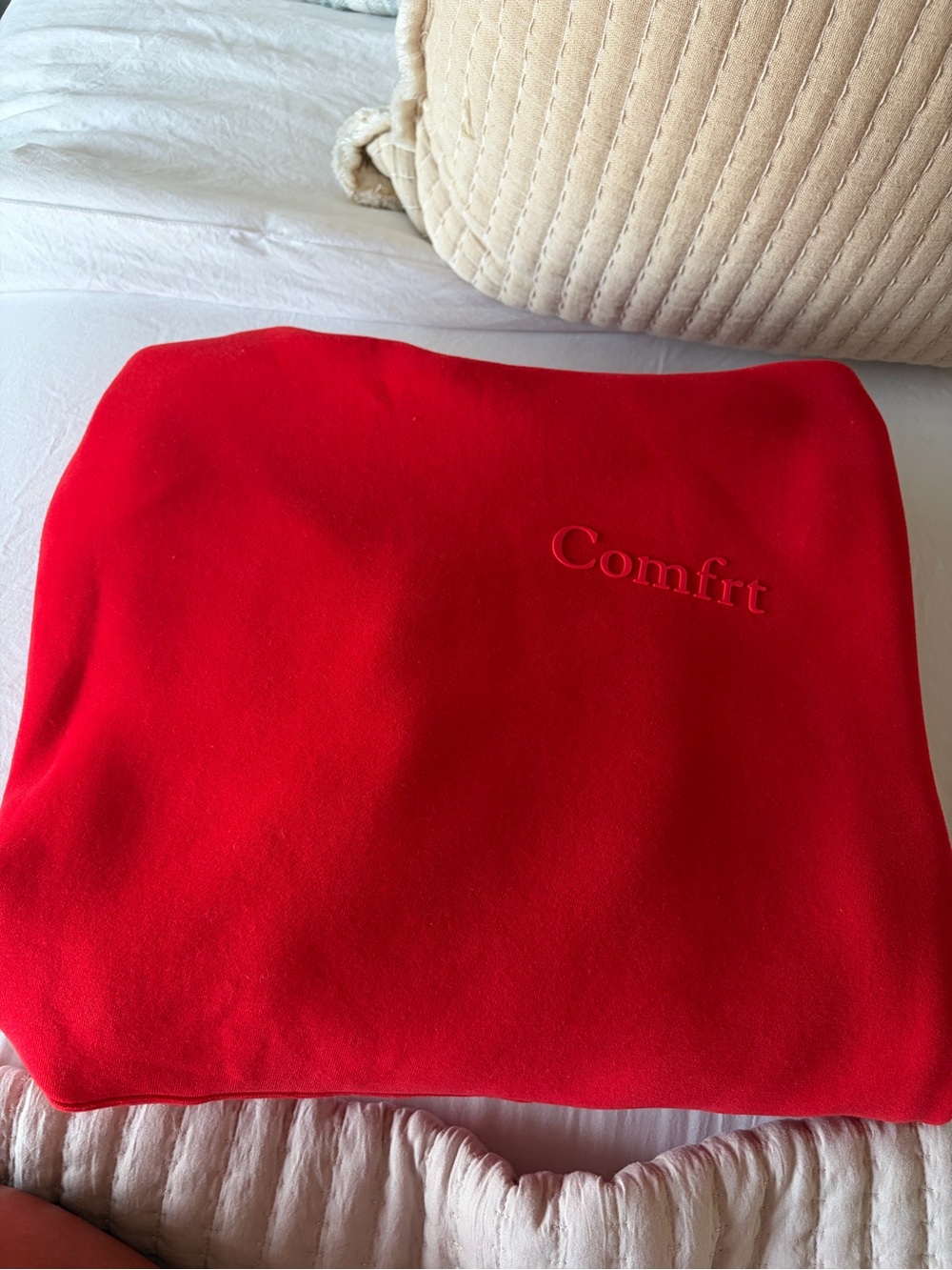 Comfrt Women's Red Pullover Hoodie